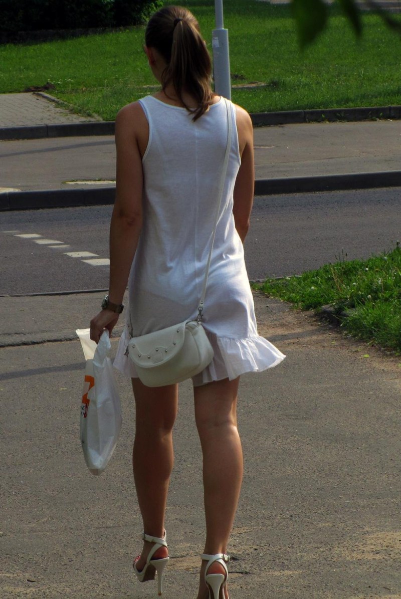 Elizabeth Smith tight dress