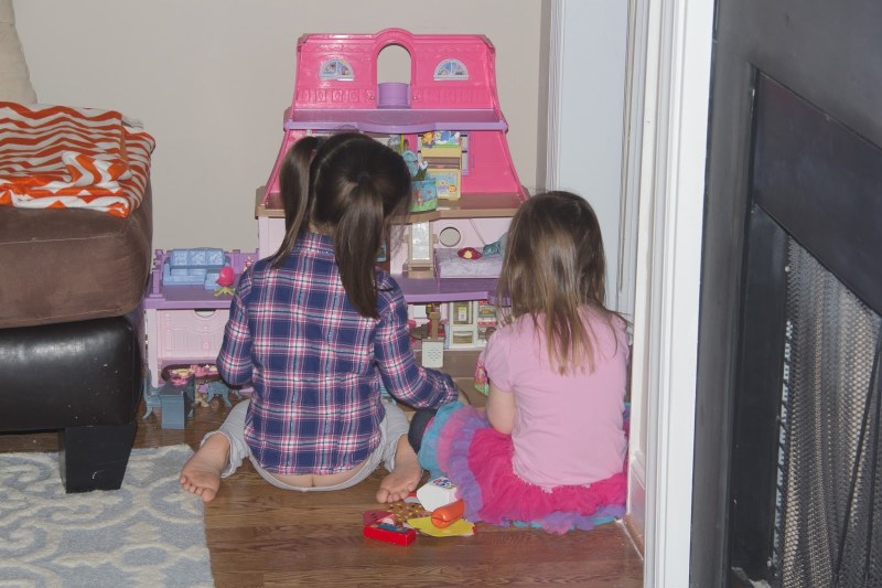 Form of cyclists of the Columbia team