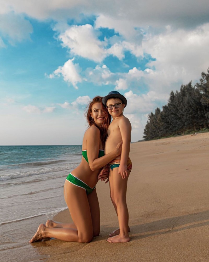 Yana Rudkovskaya children