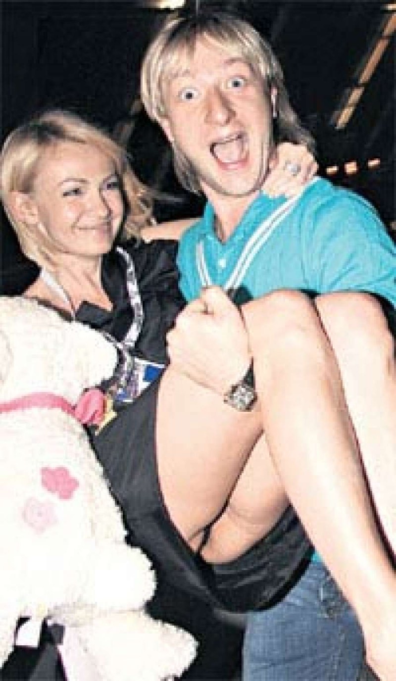 Alexandra Florinskaya in the swimsuit of Ivanov Ivanov