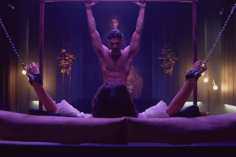 Yanina Sokolova journalist Ukraine in a swimsuit