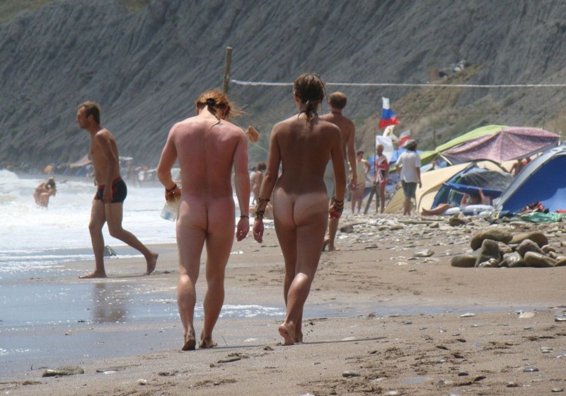 Boys on the Nudium beach