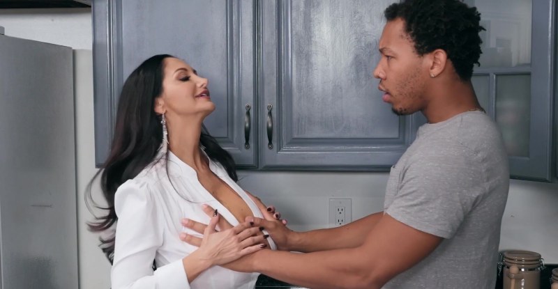 Phoenix Marie and Bridget Bi