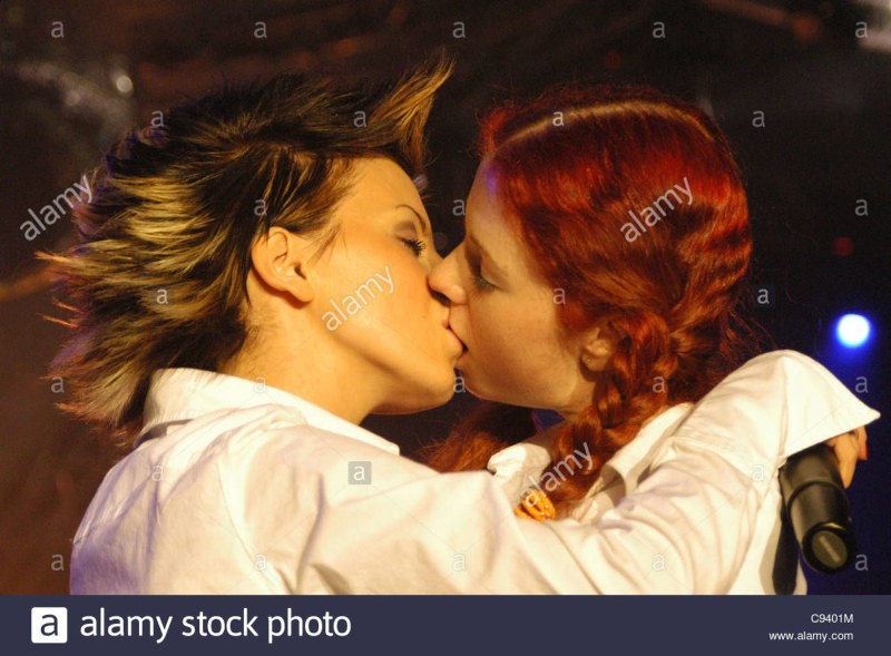 Infinite summer good ending Lena