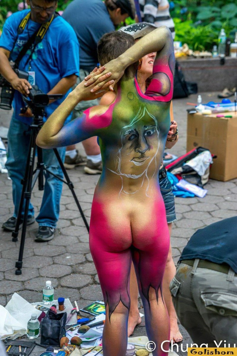 Exhibitionist Body Art