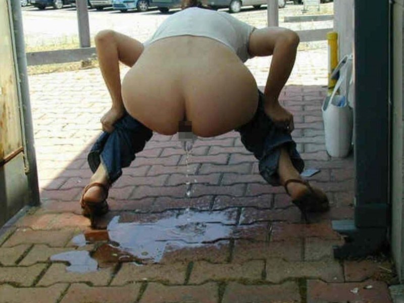 Students without panties