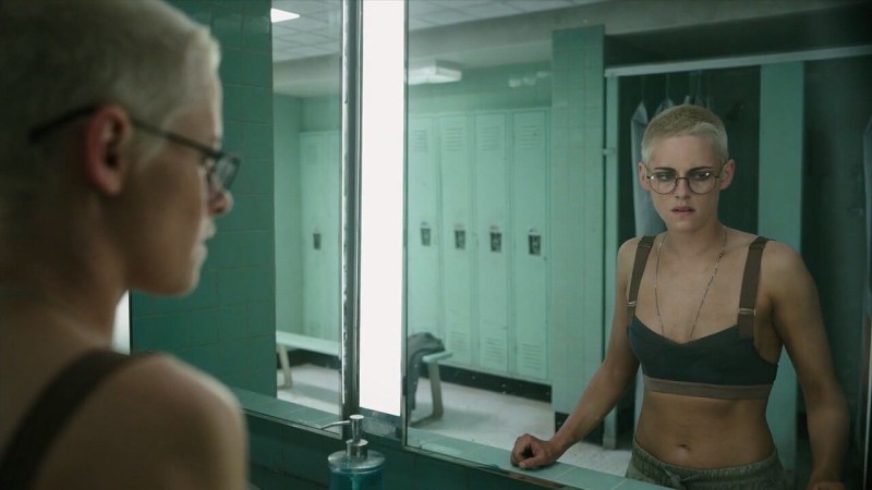 Kristen Stewart 2020 under water