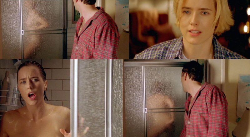 Familian breasts of the Thera Leoni