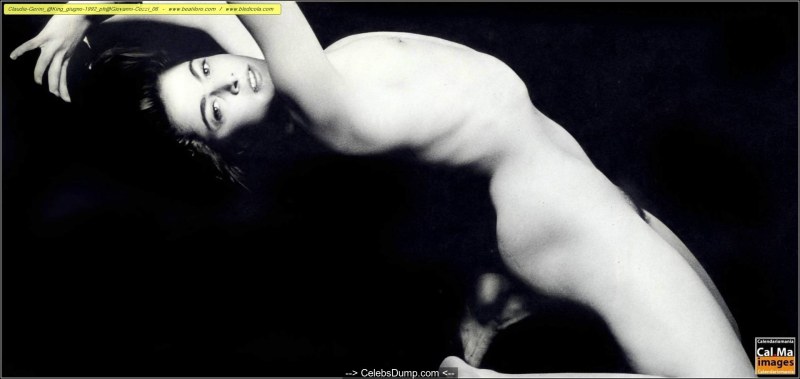Claudia Jerini is naked