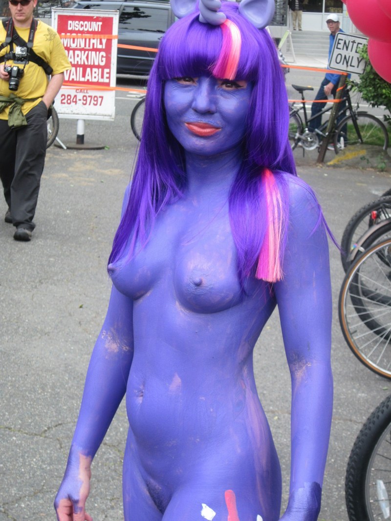Tenleid cosplay naked breasts