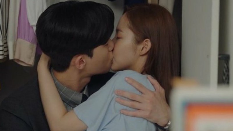 Her personal life of the drama kiss