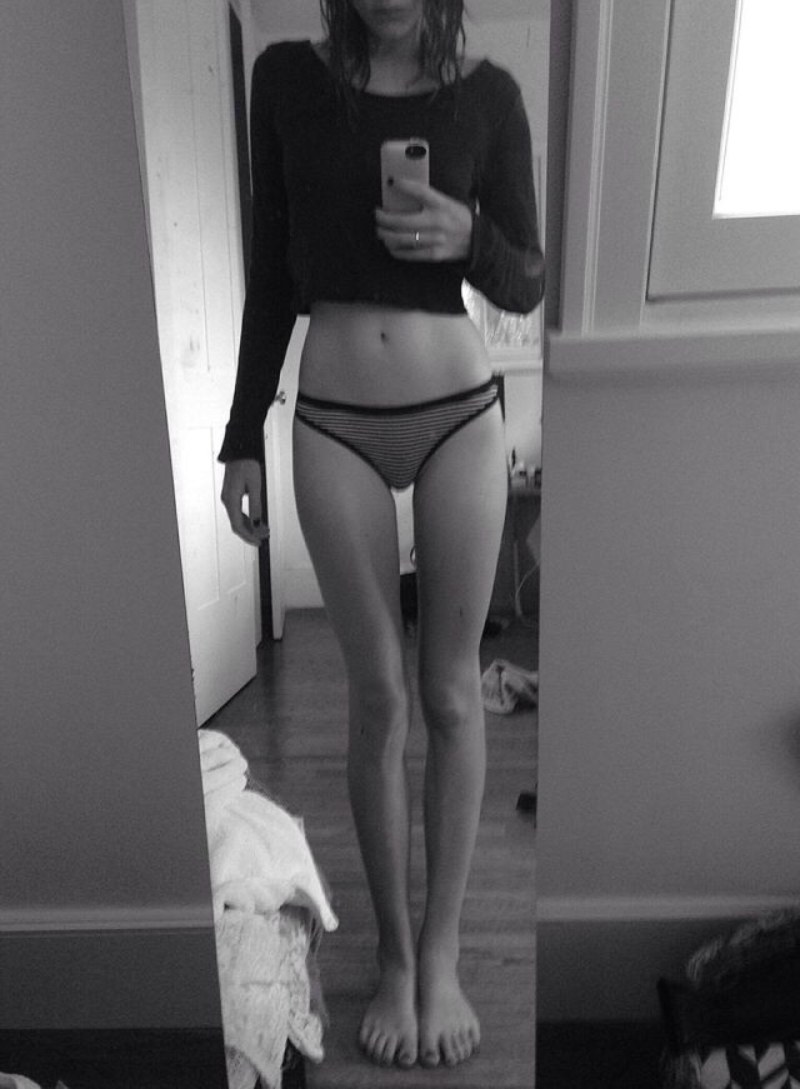 Very thin girls