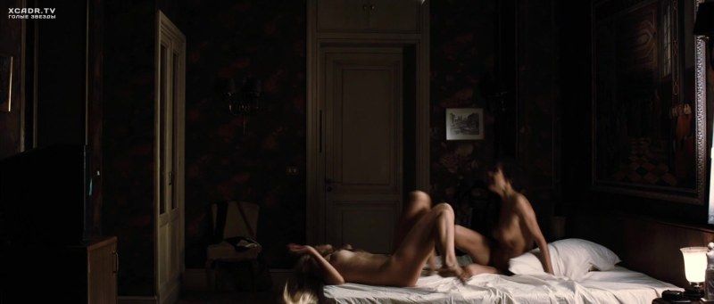Elena Anaya Lesbian Scenes