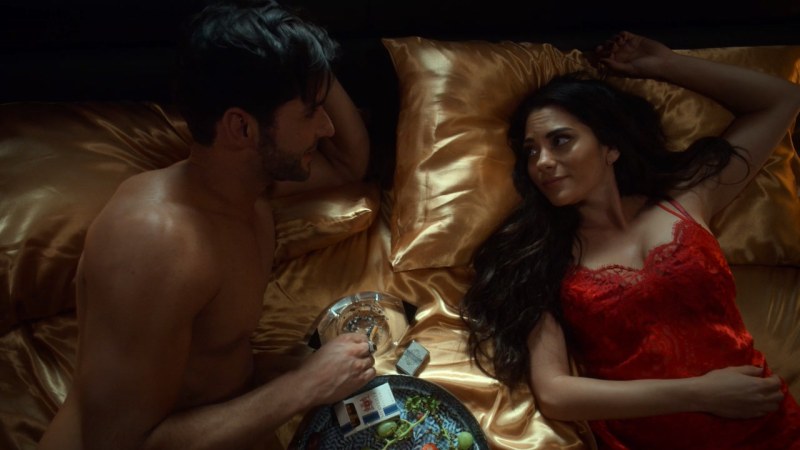 Tom Ellis Lucifer Morningstar naked