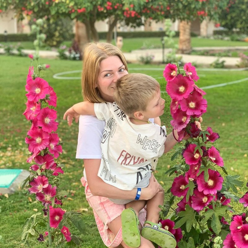 Yana Glushchenko Maxim