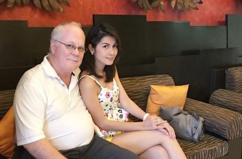 Old with a young beauty