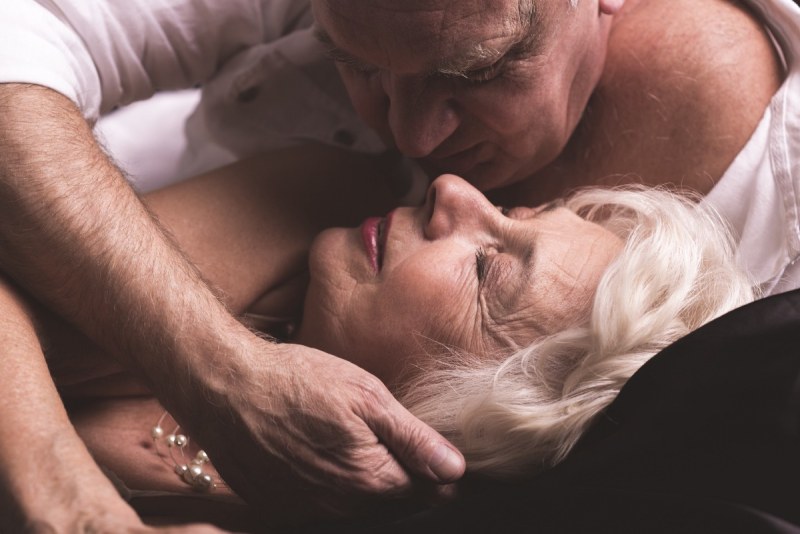 Proximity and elderly people