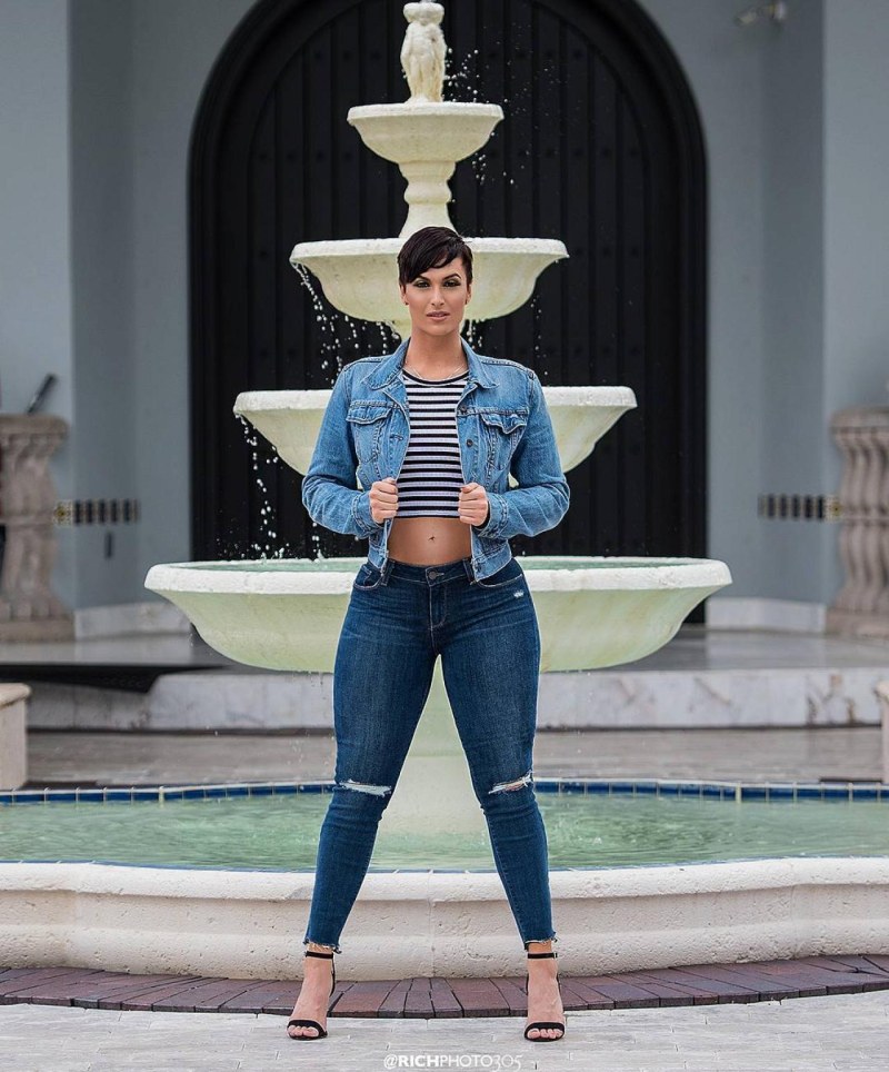 Zahru Alice Zahra Elise 18