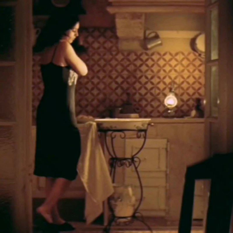 Monica Bellucci Malena breasts