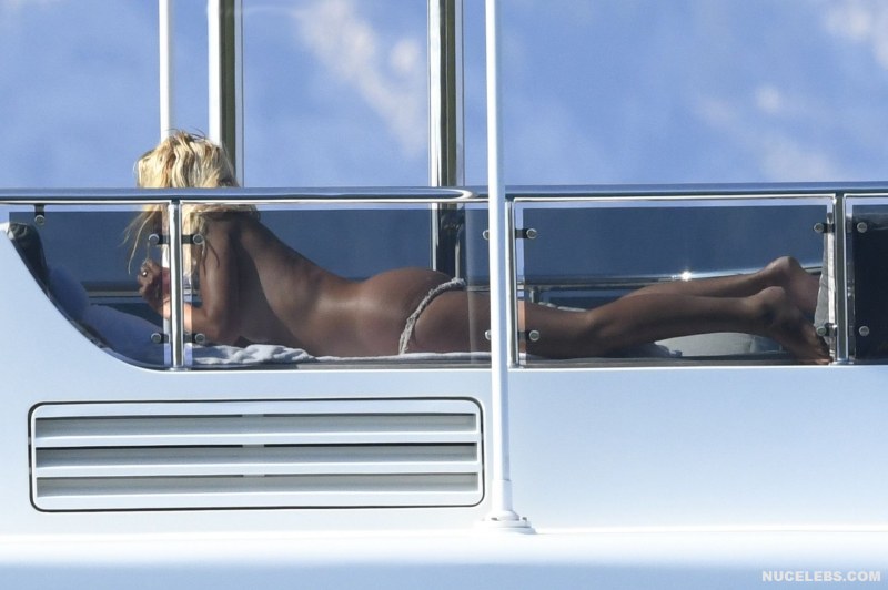 Valeria Marini Porn actress