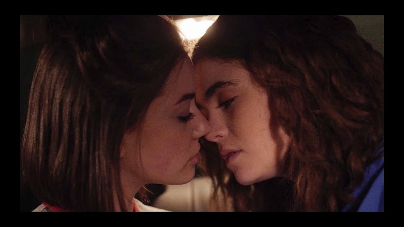 Jessica series kiss LGBT