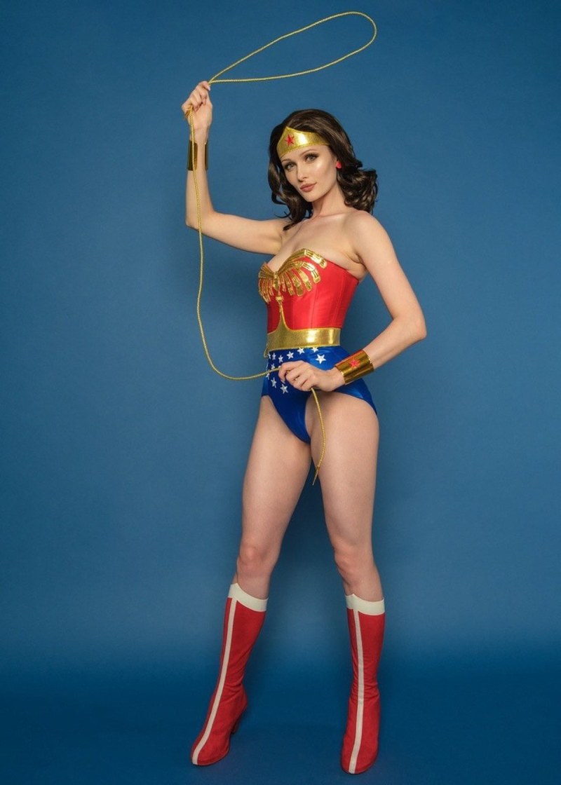 A miracle woman is an image