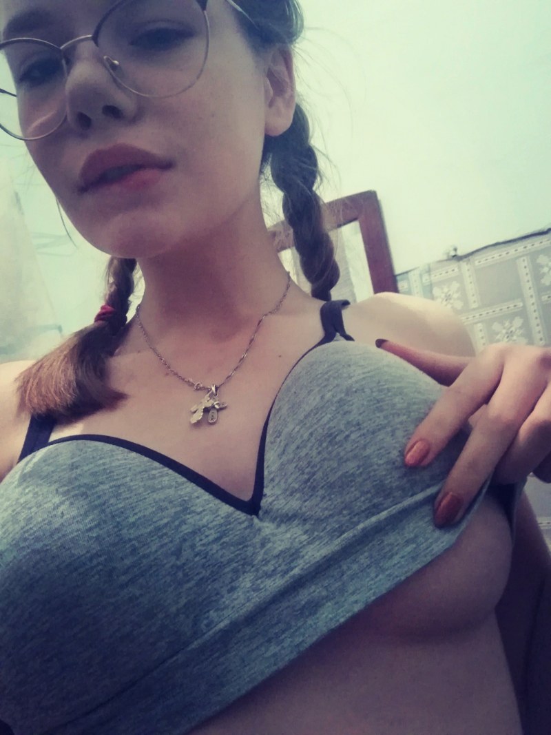 Anna Fedotova model Maxim