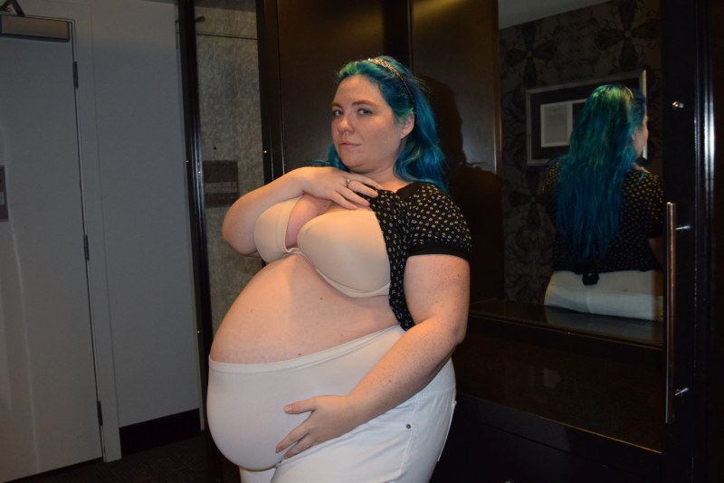 Anorei collins pregnant naked