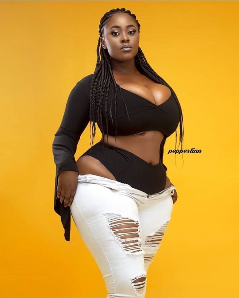 Model Andrea Bick ass mulatto