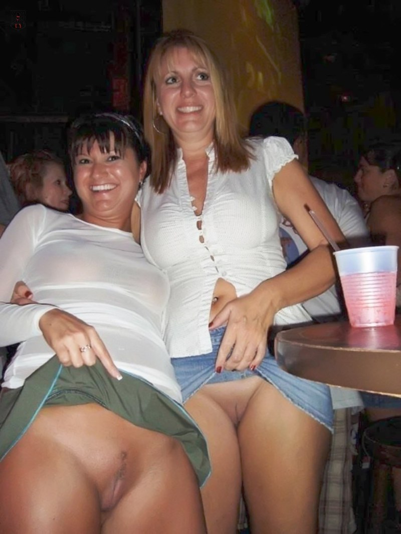 Amateur fucking in public