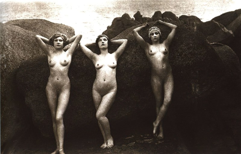 Naked women of the Third Reich