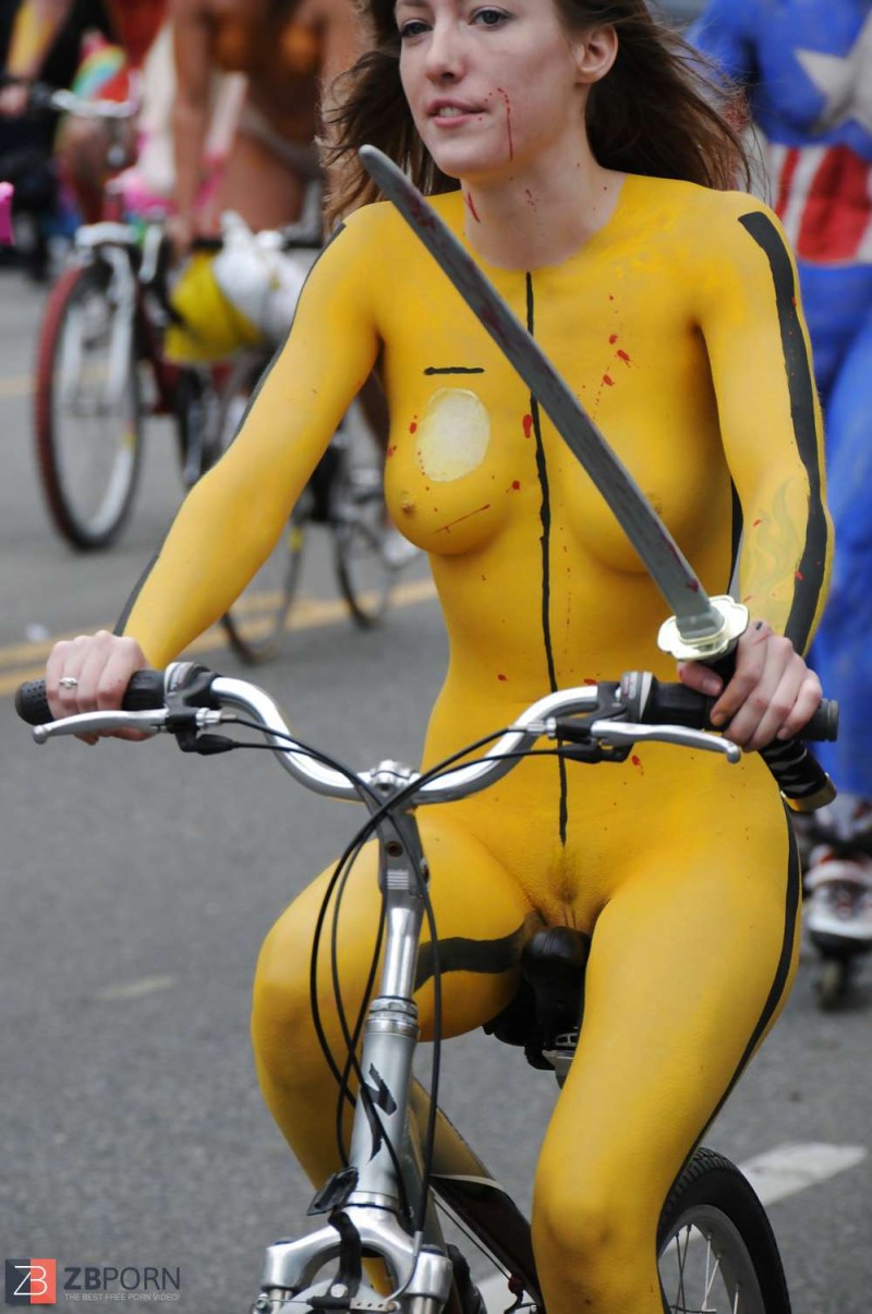 Rachel Kummon muscle XXX