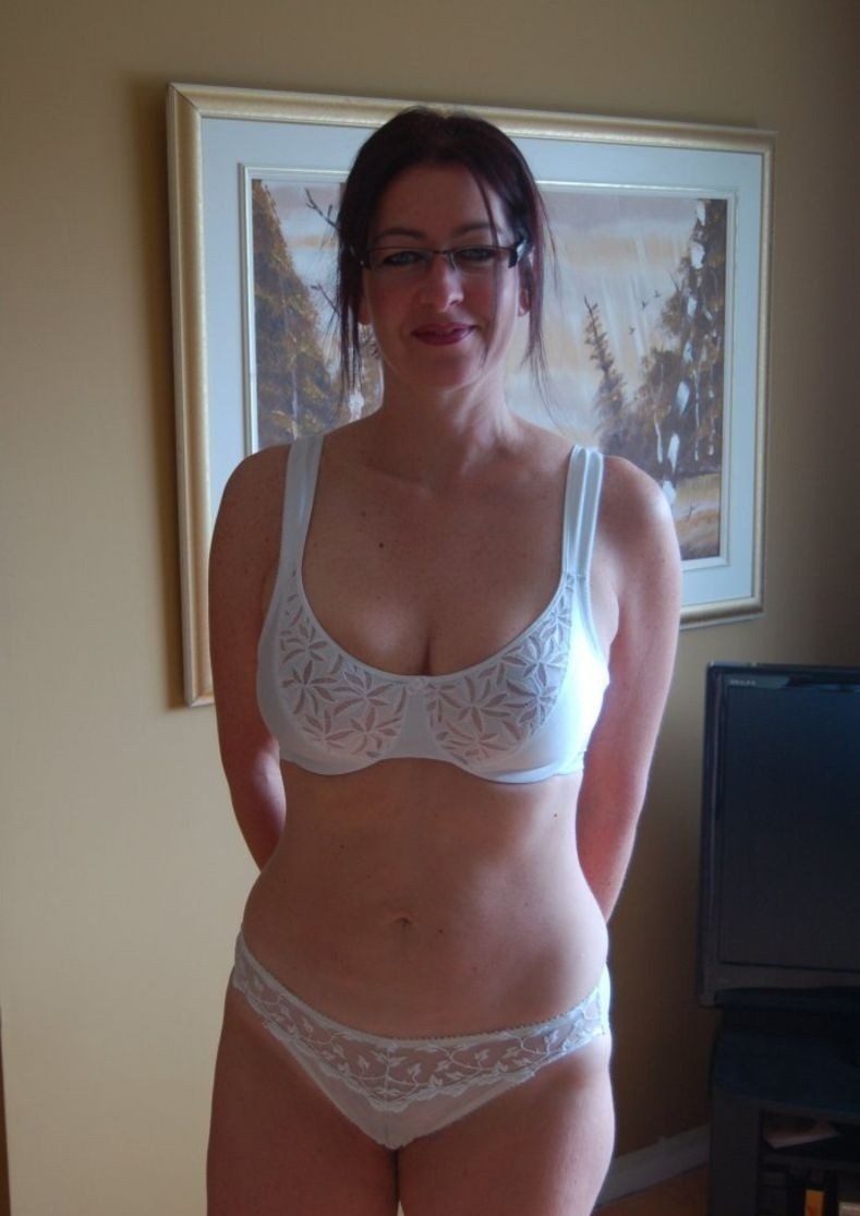 Elderly bbw in shorts