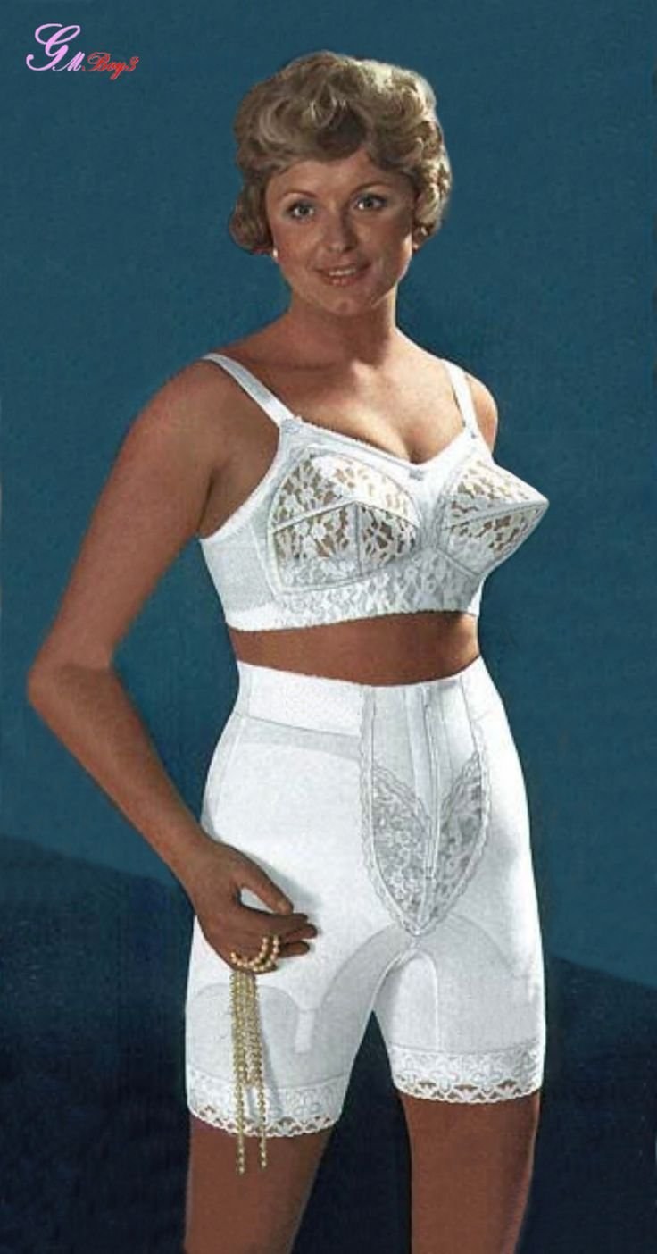 Pushaka in pantalons