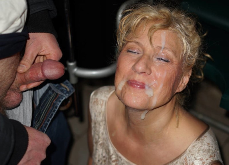 Mature women cum in mouth