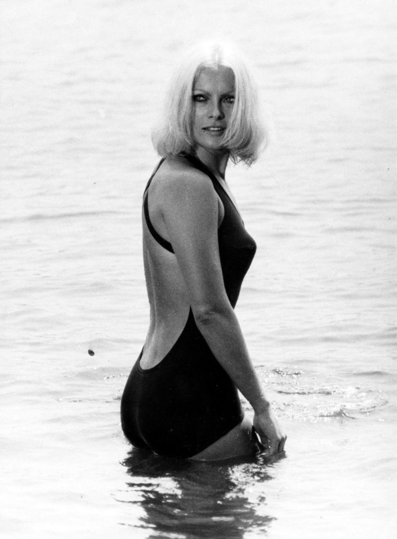 Brand James Brenda James Pussy