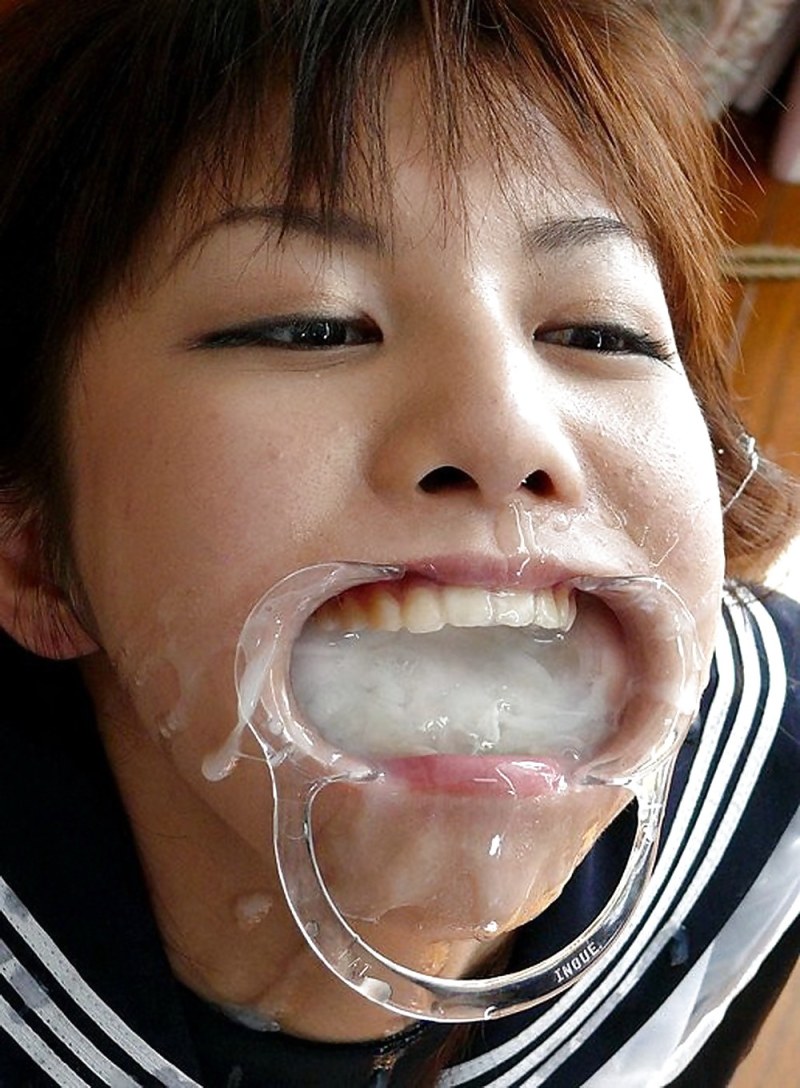 Japanese Bukkak in mouth