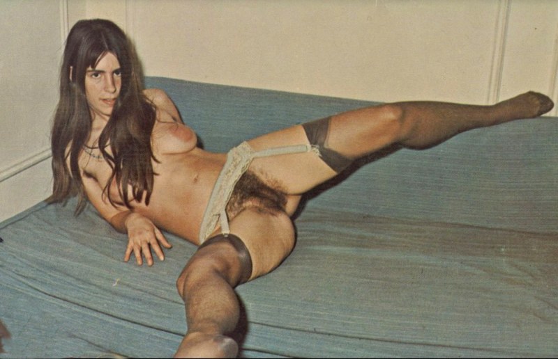 Retro hairy hippies girls