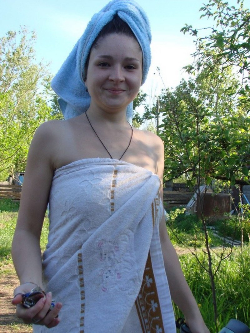 Naked mothers with daughters in the bath