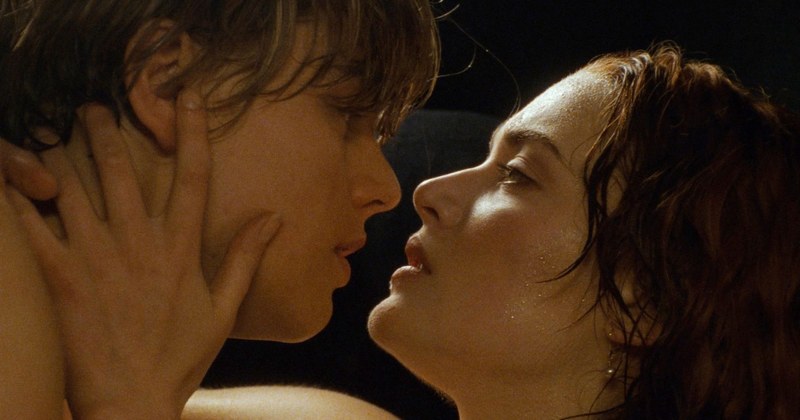 Kate Winslet Scene in the Titanic