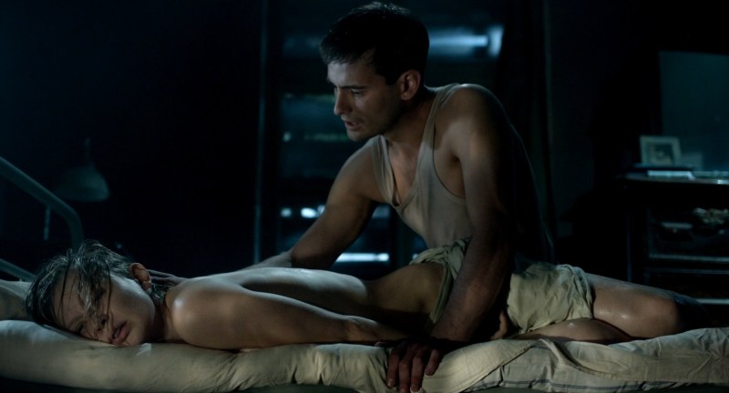 Julia Perephyld bed scenes