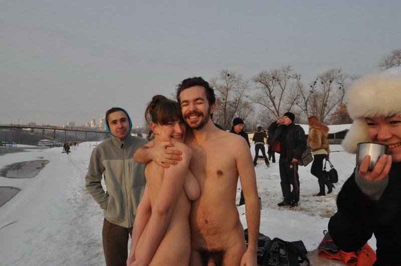 Many female pussies of naked