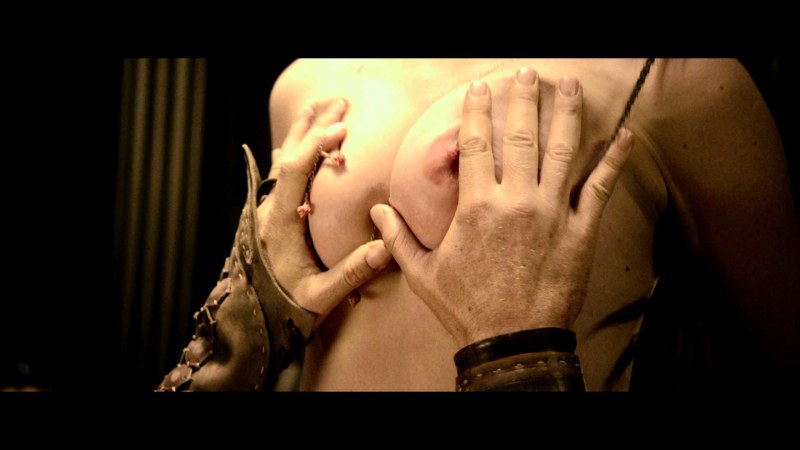 Dreamers 2003 Eva Green breasts