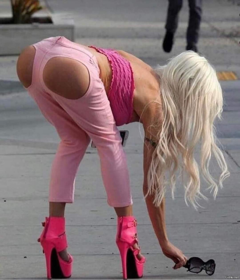 Micro skirts are publicly