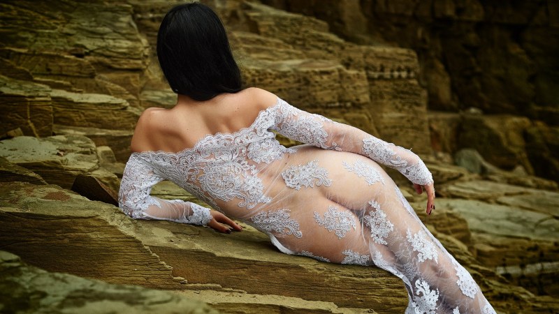 Girls in wet linen nude