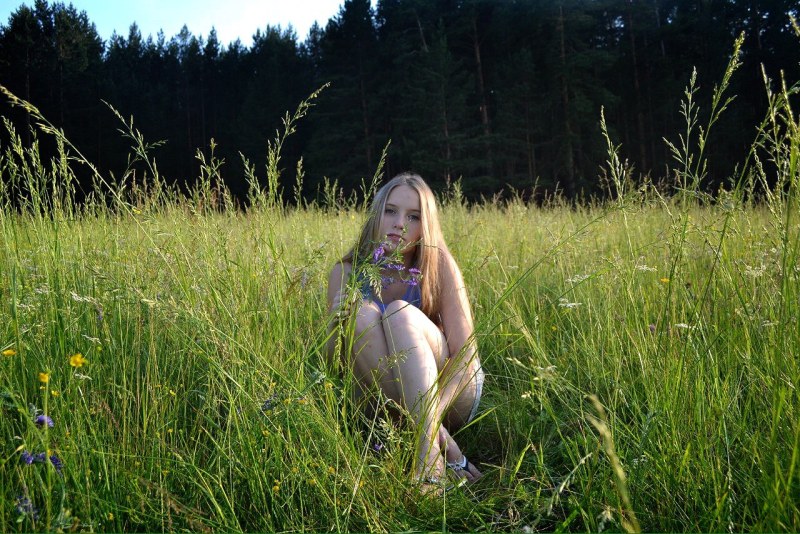 Sinitskaya from the series Girls with Makarov