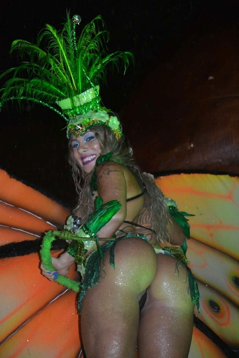 Andrea Martins Brazili Carnival