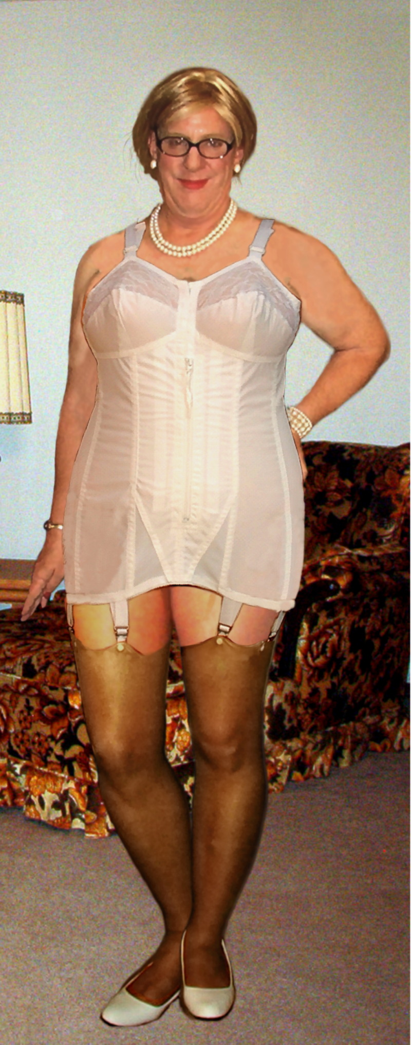 Women with huge thick priests