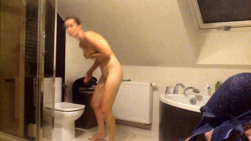 Masturbation in the women's toilet