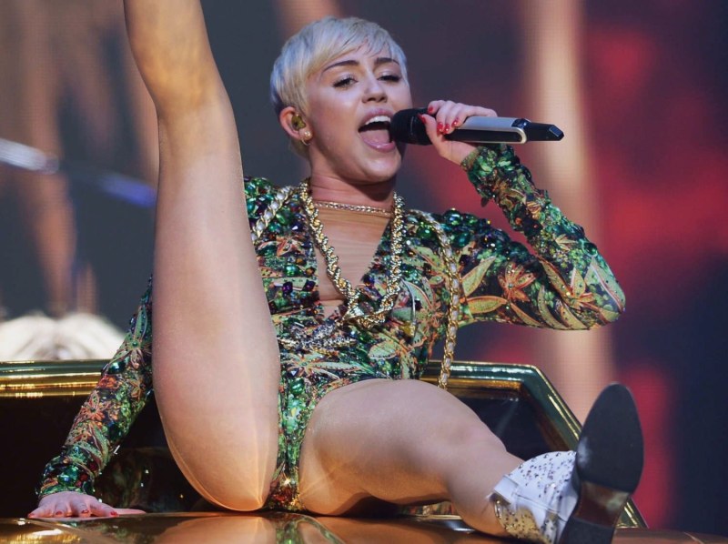 Singer Rihanna cowards